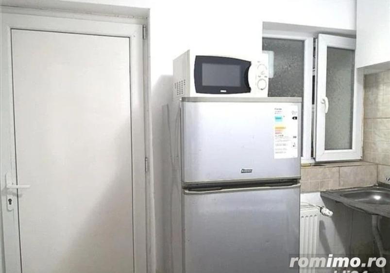 Garsoniera/ Lujerului/ Curte Comuna/ Metrou 10 Min/ Centrala/ Parcare