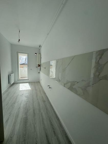 Direct Dezvoltator- Garsoniera decomandata cu balcon -etaje intermediare