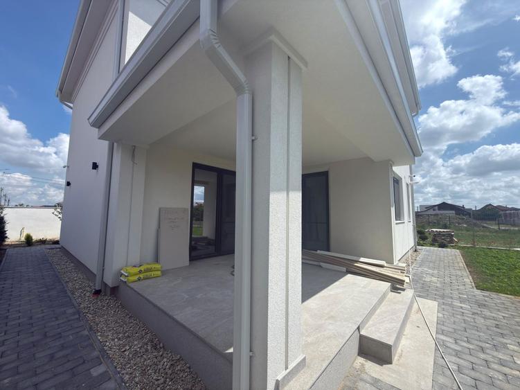 Casa Mediteraneana Individuala - 350.000 euro - Mosnita Noua