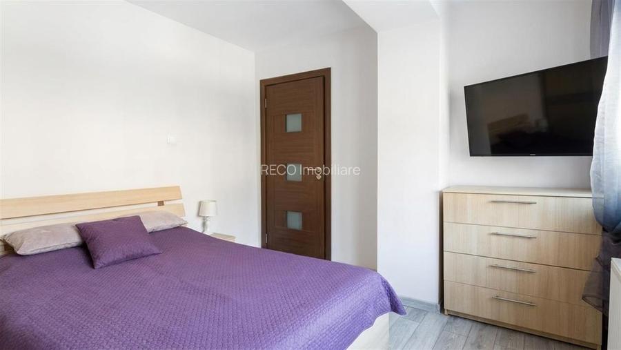 RECO Apartament 3 camere zona centrala - 4