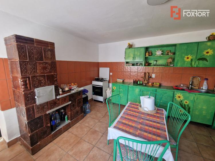 Casa individuala cu 3 camere si teren de 647 mp in Mosnita Veche
