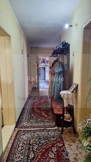 Casă individuală 6 camere de vânzare Corbeni Oeștii Ungureni Argeș - 15