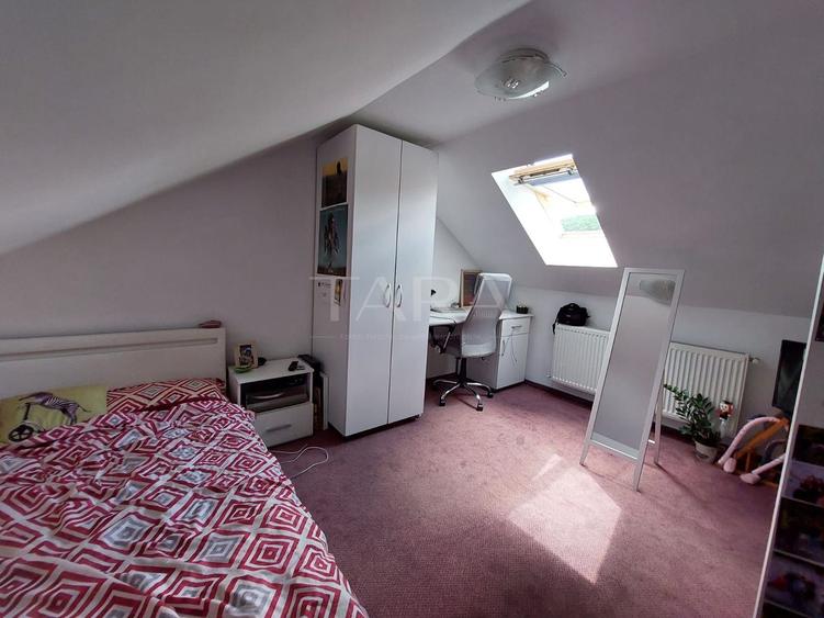 APARTAMENT IN VILA, 4 camere si terasa, Floresti central.