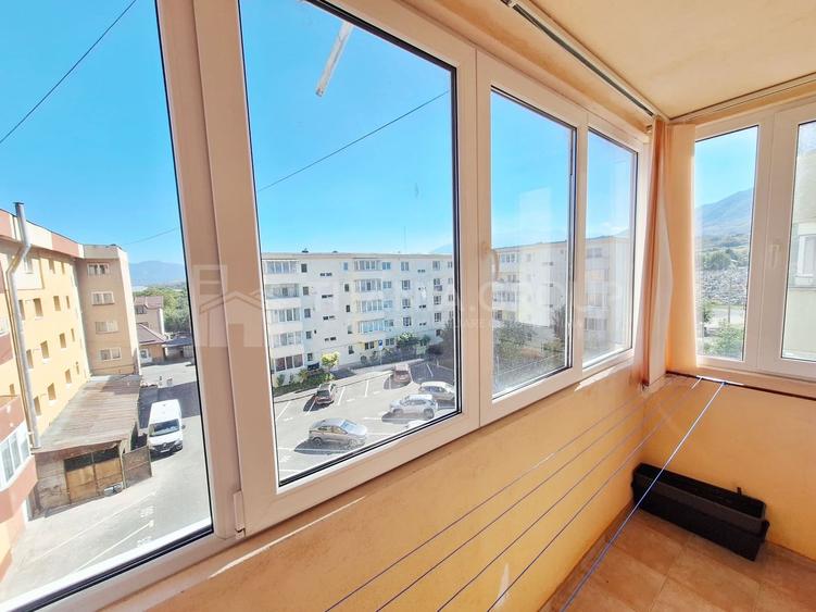 Apartament 3 camere, etaj intermediar, comision 0