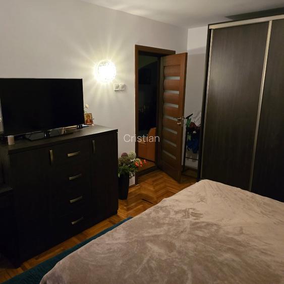 Inchiriez Apartament ultracentral 3 camere (modificat din 4 camere) - 9