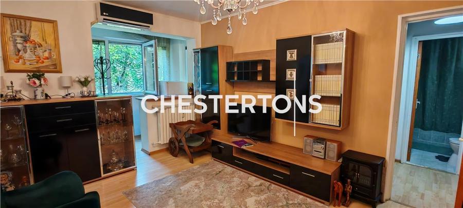 Apartament 2 camere, mobilat, utilat, bloc anvelopat, loc de parcare, langa metr
