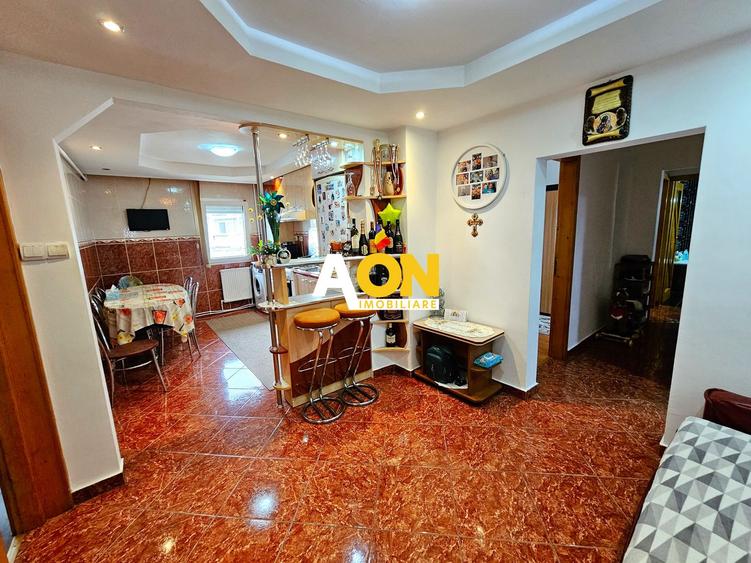 Apartament 3 camere, 2 bai, mobilat, utilat, etaj intermediar, Ampoi 2