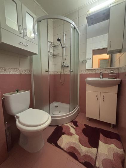 Apartament spatios in zona Sagului