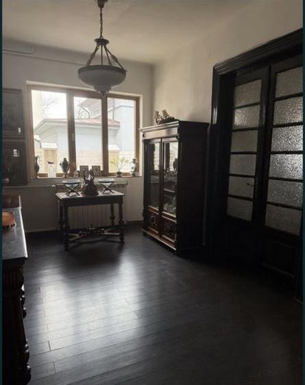 Vila cu personalitate - 6 camere in Cotroceni