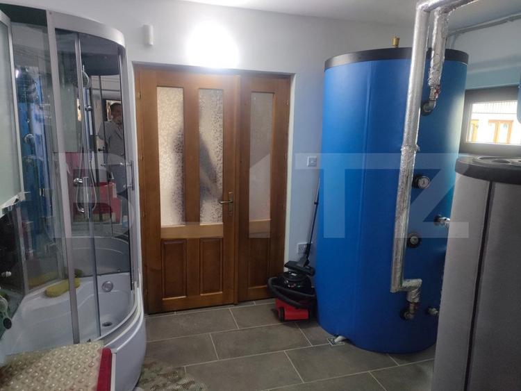 Casa cu 8 camere ,mobilata si utilata zona Marginea, Radauti
