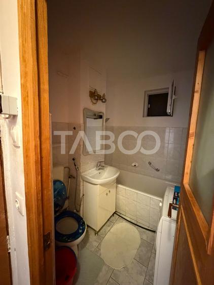 Apartament 3 camere etaj 1 de inchiriat zona Scoala de Inot Sibiu