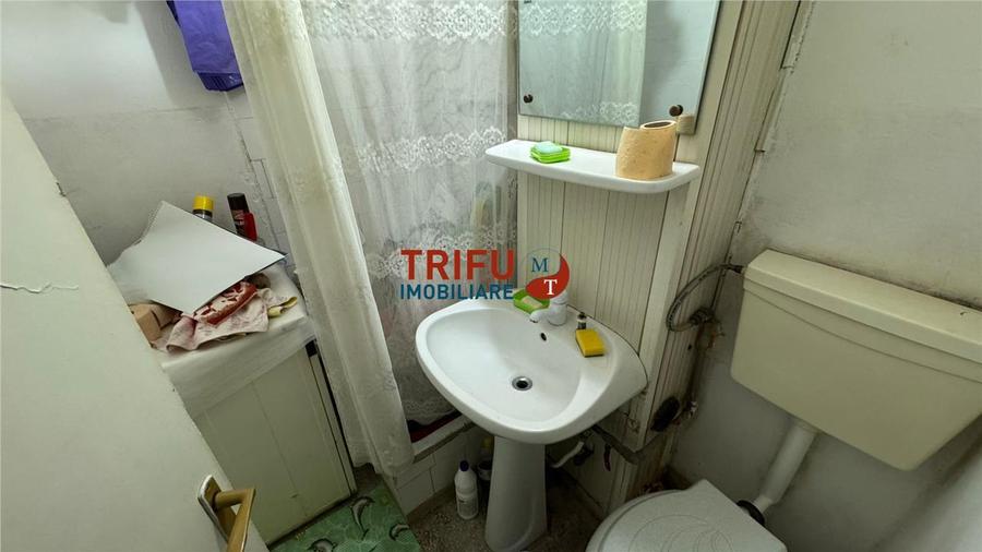 Apartament 4 camere etaj 3, decomandat, zona M-uri