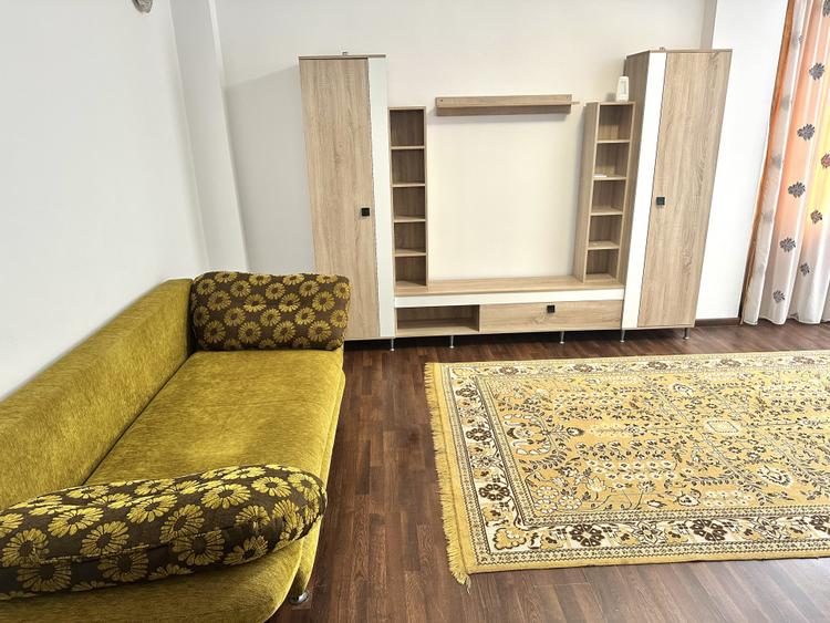 Apartament cu 3 camere I 2 bai I de inchiriat I Centru zona Primariei I etaj 2 I