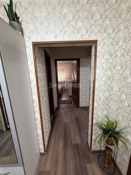 De vânzare apartament 3 camere zona Buzăului 84 mp la cheie