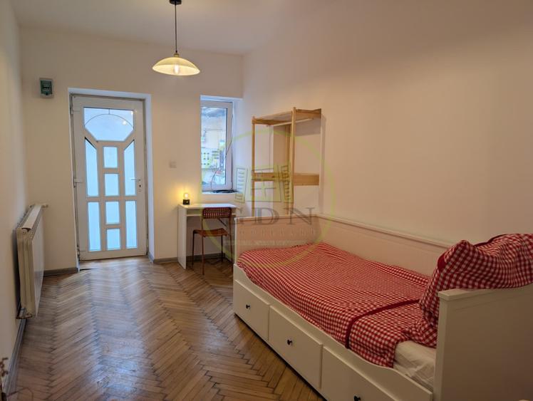Garsoniera studio de inchiriat in Centrul Istoric al Sibiului-Strada Gh Lazar
