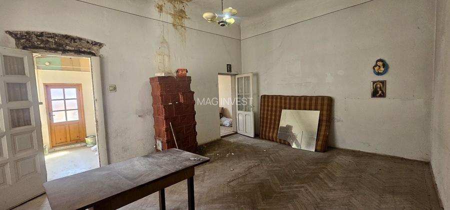 Casa de vanzare – Zona Centru, Strada Garii – 65.000€ - 3