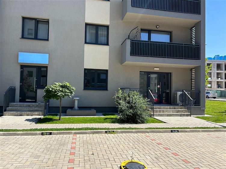 Spatiu comercial cu vad, strada Nicolae Labis