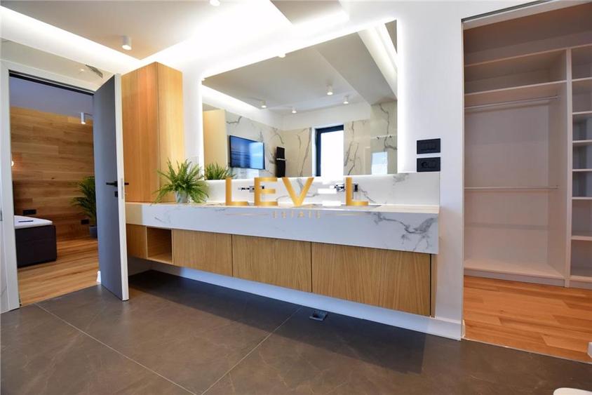 [VIDEO] Ultrapremium Penthouse | 180 Mp Utili + 260 Mp Terase