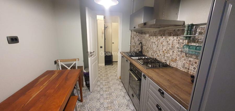 Exclusivitate,Tomis I,3 camere,mobilat/utilat lux,centrala gaz,etaj 4 cu pod