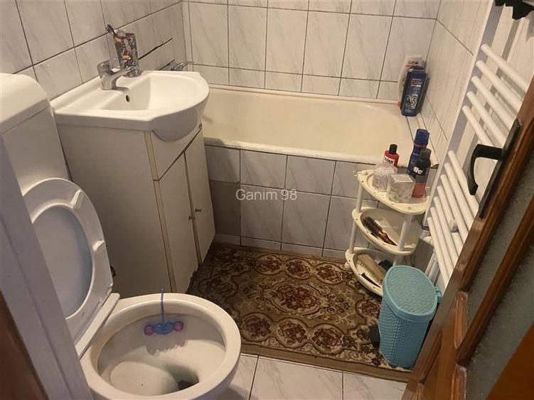 Apartament 2 camere , cartier Sud , et 2 4 , centrala termica proprie , mobilat - 7