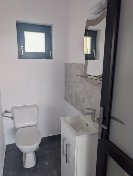 Casa premium! Hemeiusi 3 dormitoare,3 bai , terasa beci