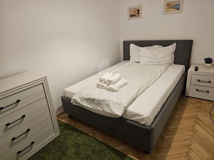 Apartament 4 camere în zona ACADEMIA DE MUZICA