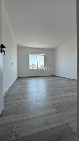 Vand Casa P+1 tip duplex 4 camere 2 bai
