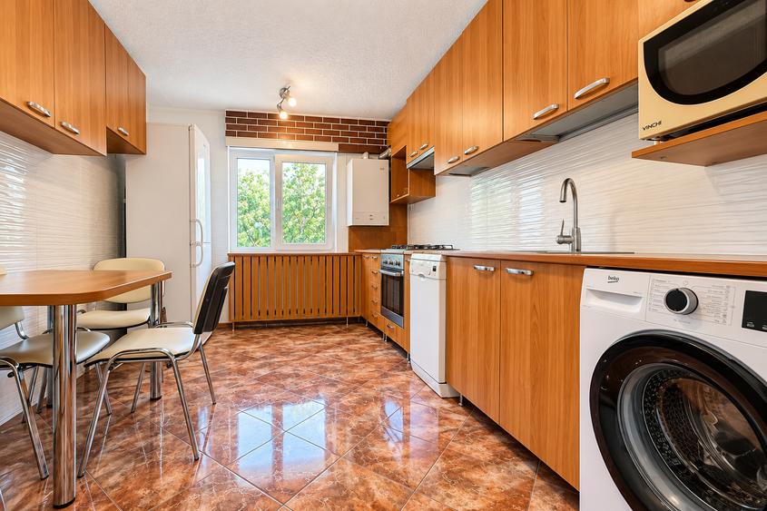 Apartament 4 camere, 100 mp |3 dormitoare| UMF – Grădina Botanică |