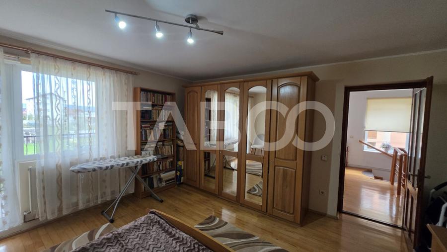 Duplex spatios de vanzare in Sebes Drumul Petrestiului