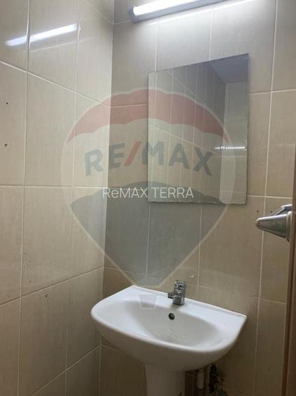 Spațiu comercial de 70mp de închiriat în zona Sasar - 2