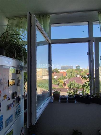 Vanzare apartament 2 camere decomandat- circular - Podul de Piatra - 7