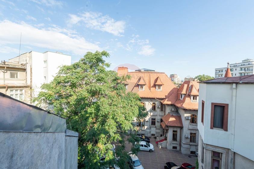 Apartament 4 camere de vanzare 104 mpu, Calea Mosilor