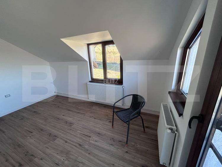 Casă de vânzare, 67 mp, teren 573 mp, zona Câmpenești - 12