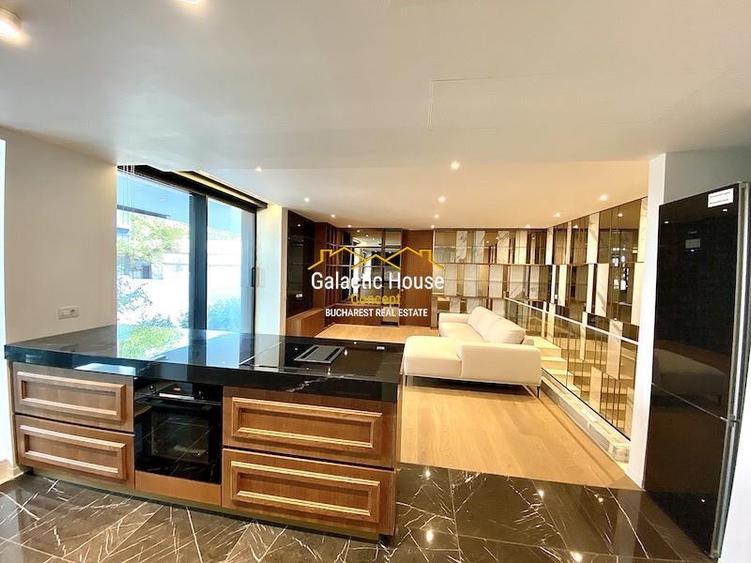 DUPLEX SPECTACULOS PRIMAVERII -ONE CHARLES DE GAULLE