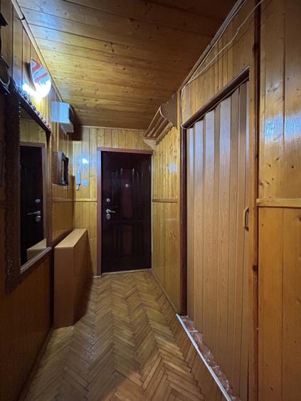 Apartament 3 camere, decomandat, etaj 2, 65mp, 2 bai - zona Sagului
