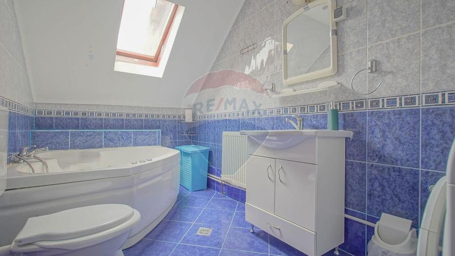 Casă + curte amenajată | 5 dormitoare, saună, sală sport | Purcăreni