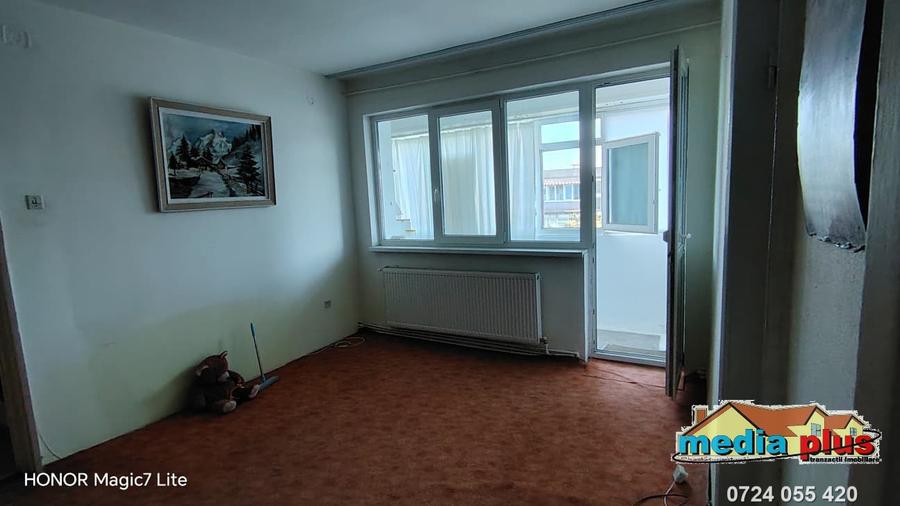 Apartament 2 camere, semidecomandat – Mazepa I