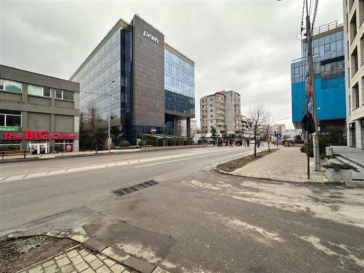 Spatiu birou premium, 484mp, centru, zona Palas