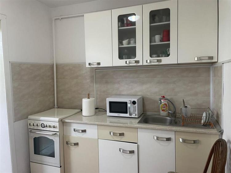 Decomandat 3 Camere Etaj 4 Zona Girocului / Plavat 2