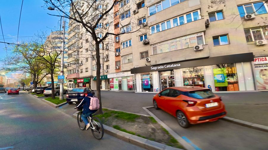 Spatiu comercial de vanzare Calea Mosilor 55 mp vitrina 6 ml vad excelent