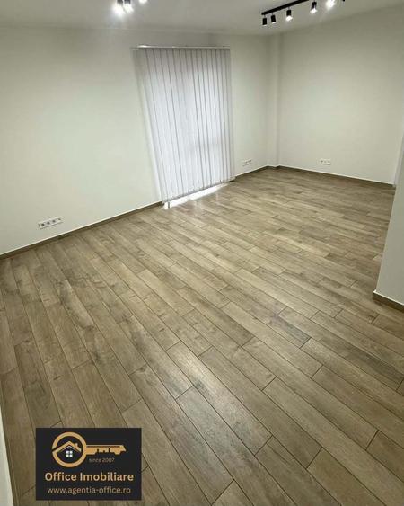 Bloc Nou Victoriei apartament cu o camera cu parcare