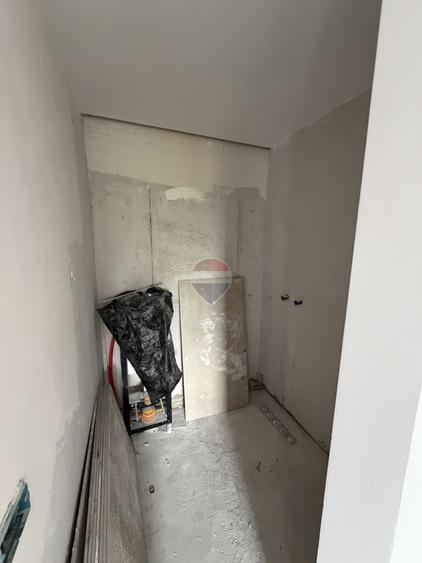 Casă de vanzare Golesti 4 camere 3 bai