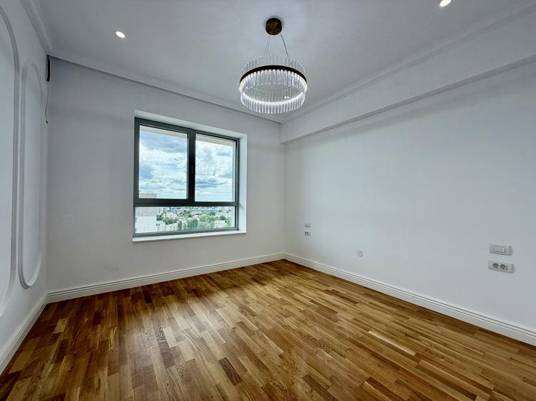Penthouse cu vedere panoramică în Luxuria Residence – Domenii