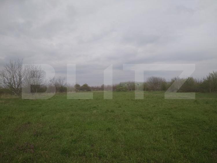 Teren intravilan, 3515 mp, zona Crevedia