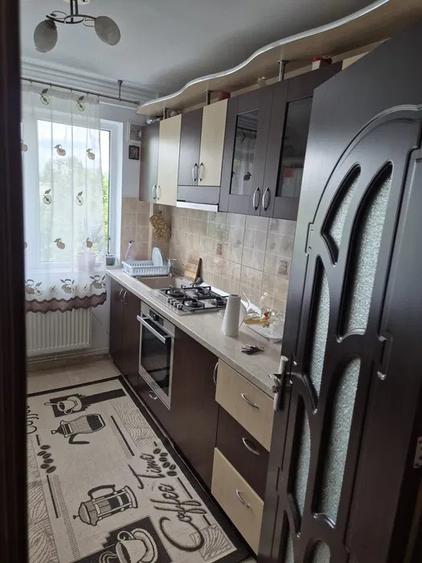 Apartament 2 camere, zona Podu Ros