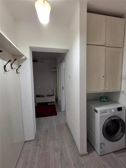 Apartament 3 camere decomandat balcon zona B-dul Mihai Viteazu