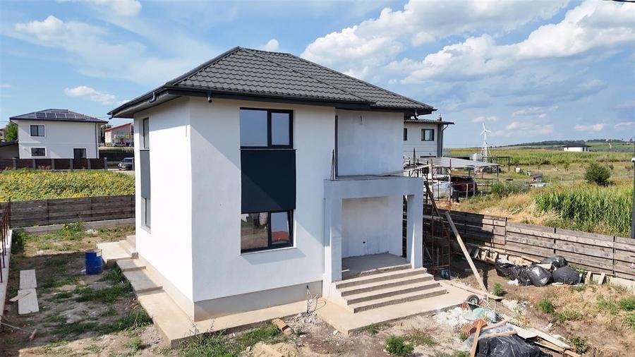 Casa Valea Lupului Popas Pacurari! Incalz pard,Panouri fotov!Teren 400 mp!