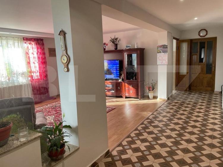Casa individuala 360 mp, garaj, teren 1000 mp, zona Scheia