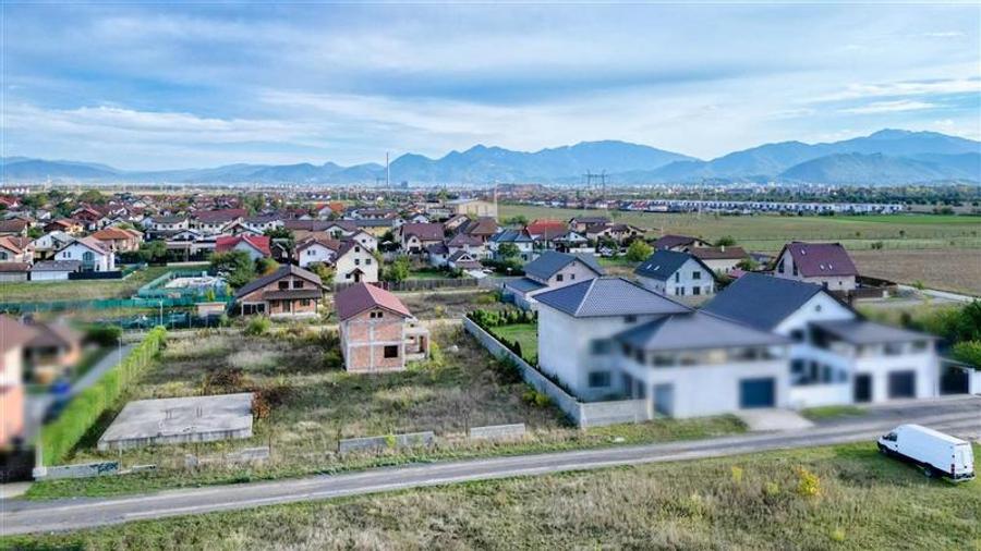 Sanpetru - zona Primaverii, teren intravilan