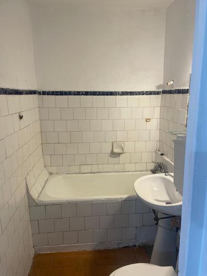 Metrou Raul Doamnei // Parc Drumul Taberei // Stradal